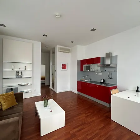 Mamaison Sulekova Hotell 4*