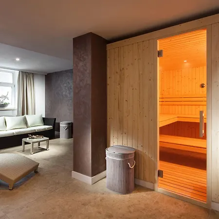 Mamaison Sulekova Hotell