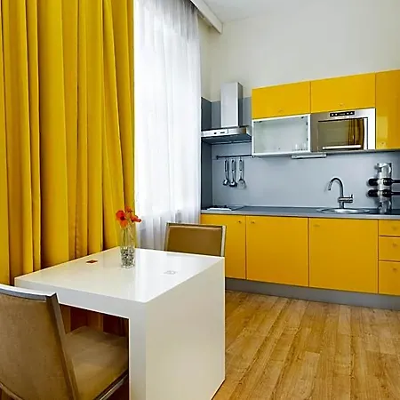 Hotel Mamaison Sulekova