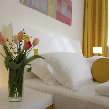 Mamaison Sulekova Otel