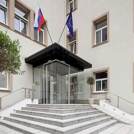 Mamaison Sulekova 4* Pressburg