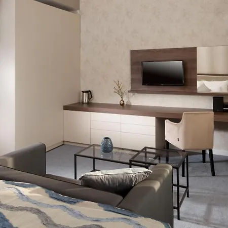 Hotel Mamaison Sulekova 4*