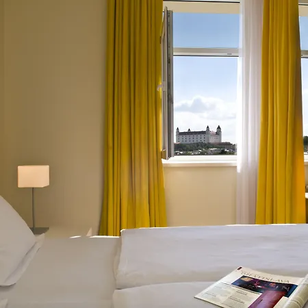 Hotel Mamaison Sulekova 4*